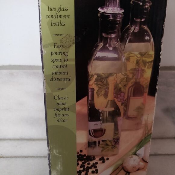 Gourmet Traditions Glass Condiment Bottles, SET OF 2 New in box - Picture 1 of 10